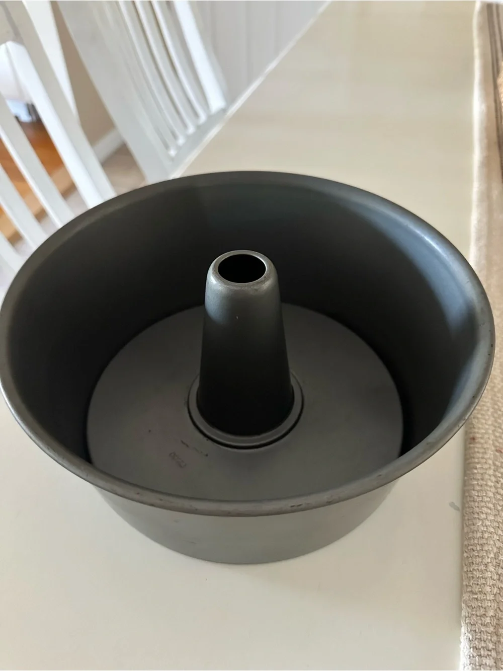 Bundt cake pans